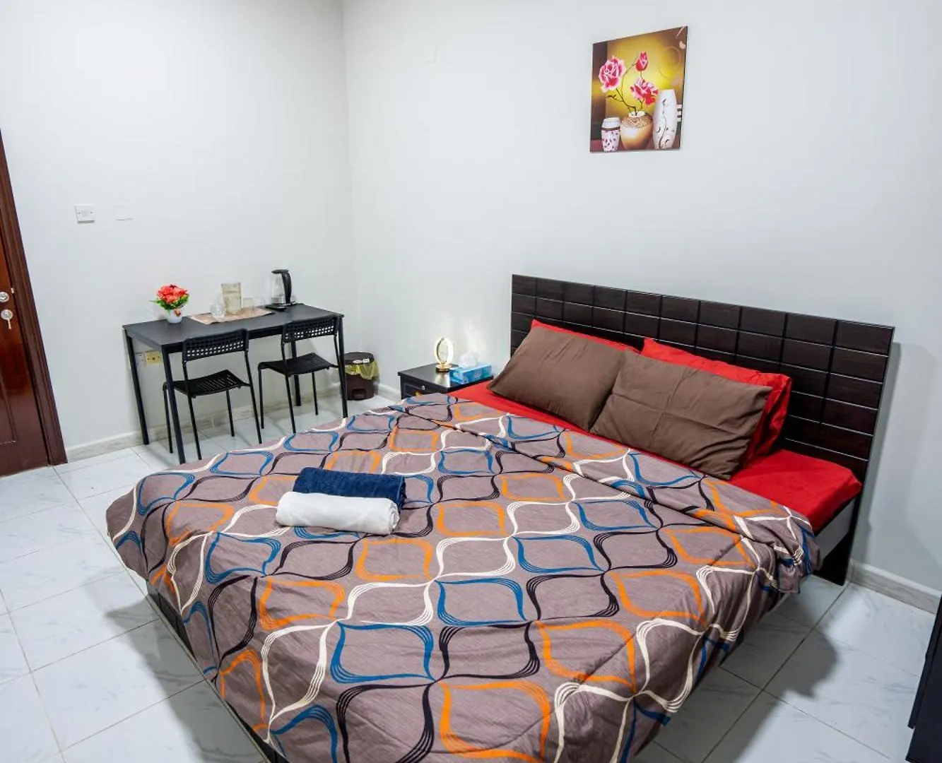 A Home Away From Home 아부다비 홈스테이